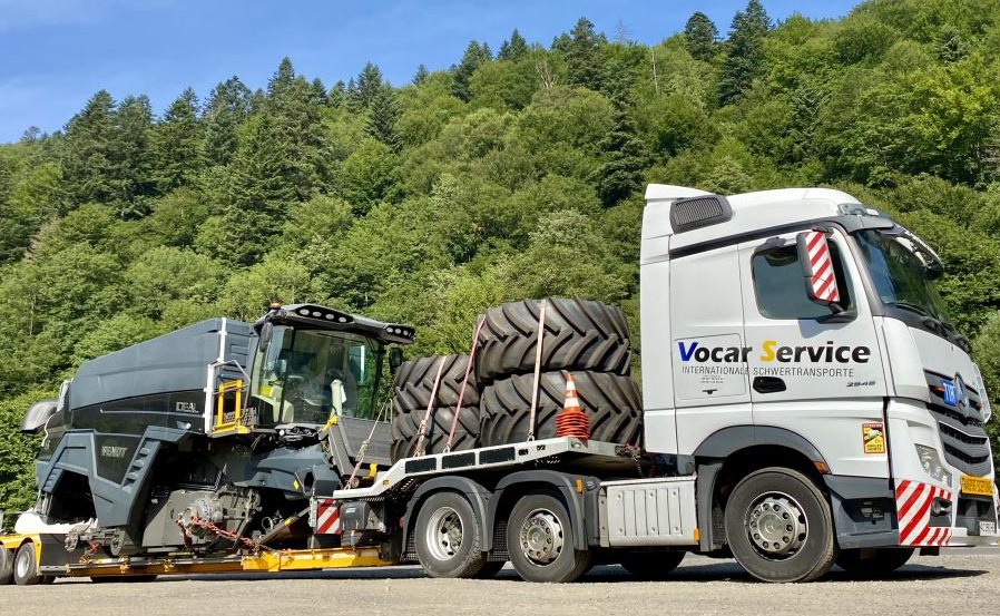 International cargo transportation